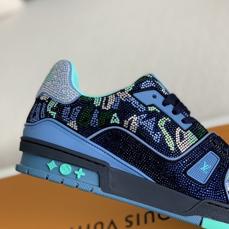 L0*is V*t0n TRAINER Sneakers