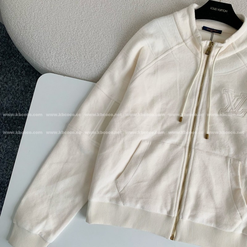 L0*is V*t0n  Jackets