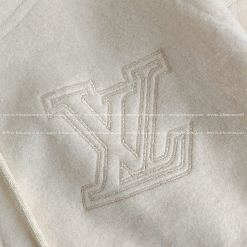 L0*is V*t0n  Jackets