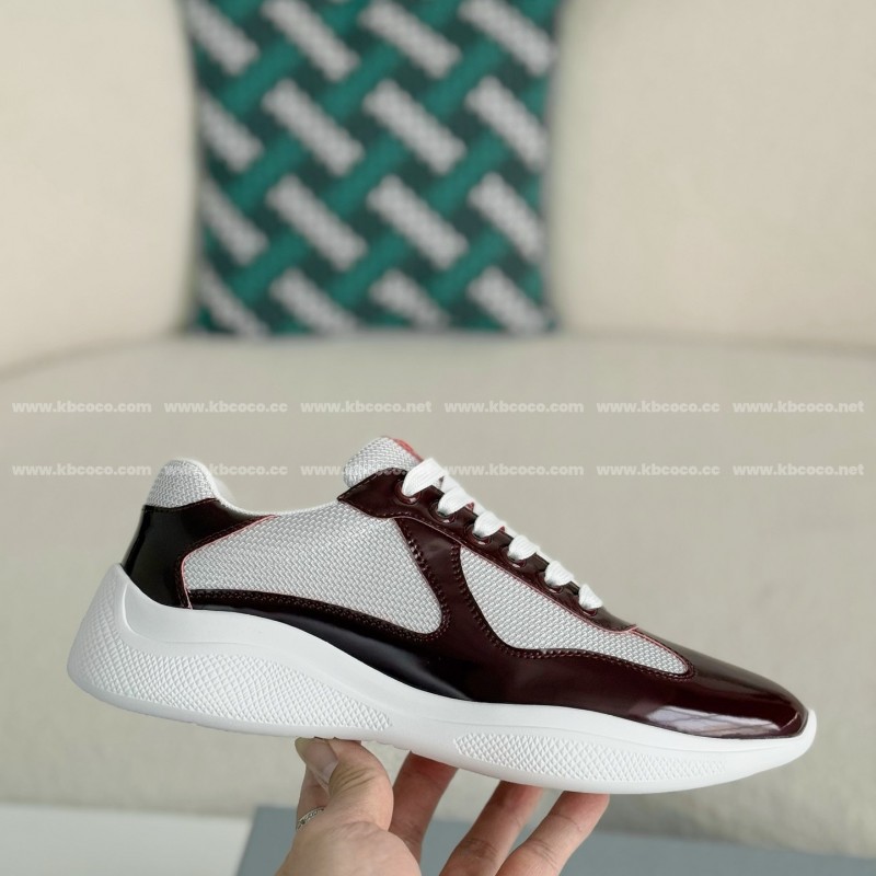 Pra*a Sneakers