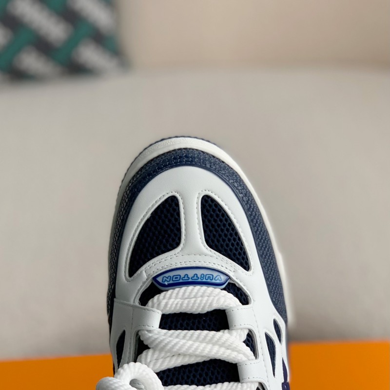 L0*is V*t0n RUNNER TATIC Sneakers