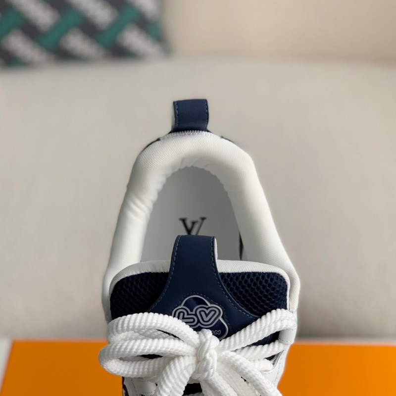 L0*is V*t0n RUNNER TATIC Sneakers