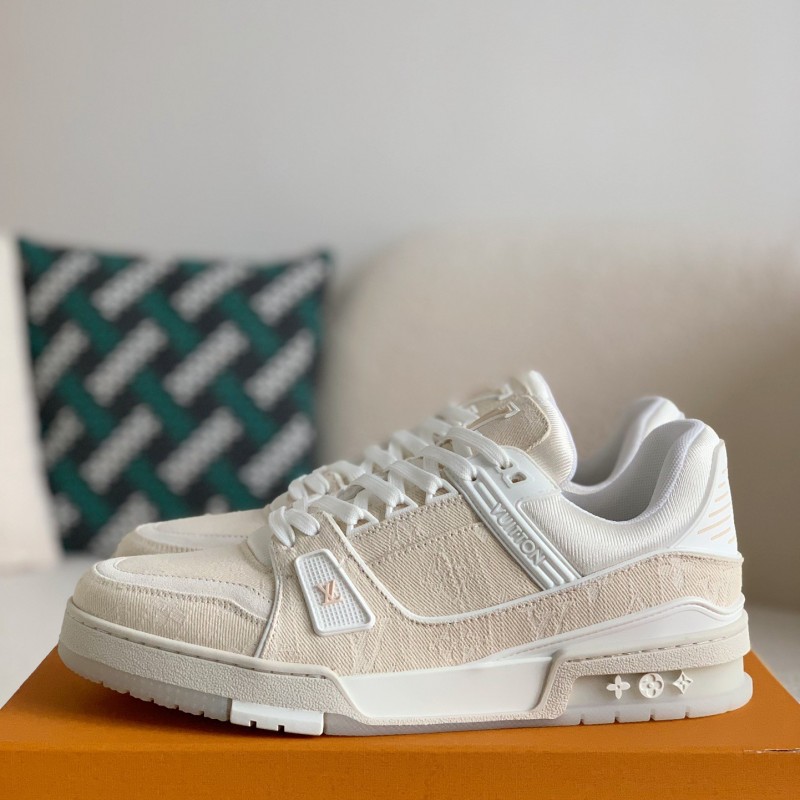 L0*is V*t0n TRAINER 1A8Z4S Sneakers