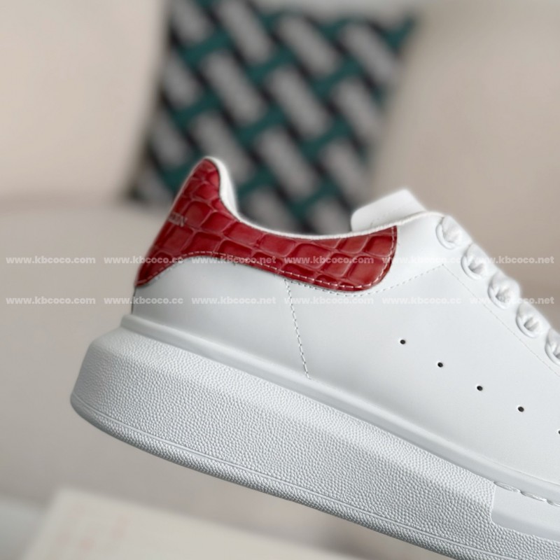 Ale*d*r M*Q*en Casual Sneakers