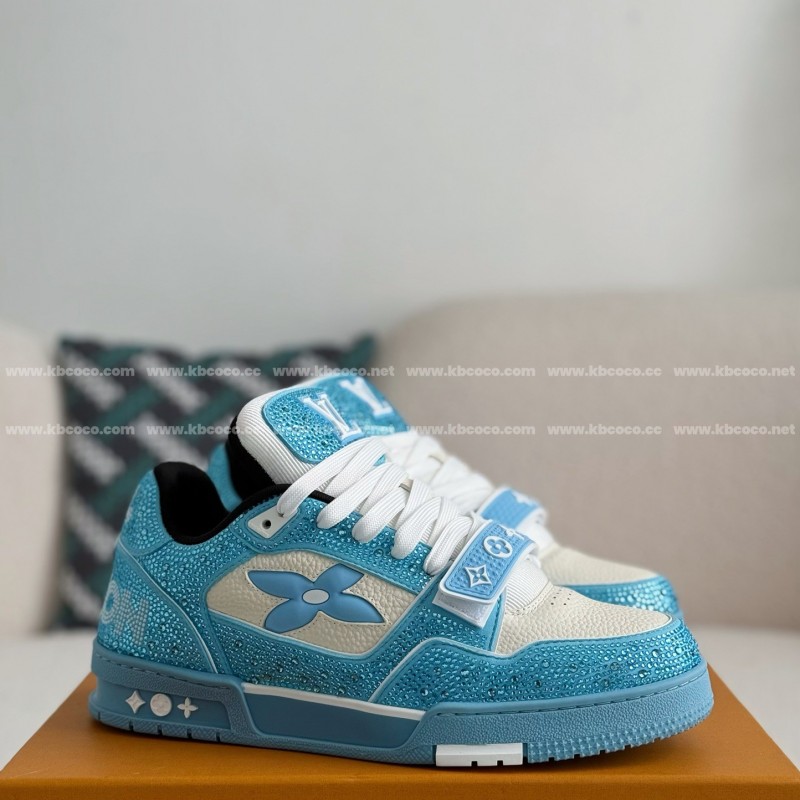 L0*is V*t0n Trainers Sneakers