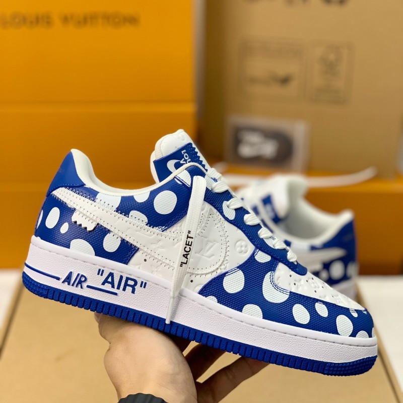 L0*is V*t0n × NIKE AIR FORCE 1 Sneaker