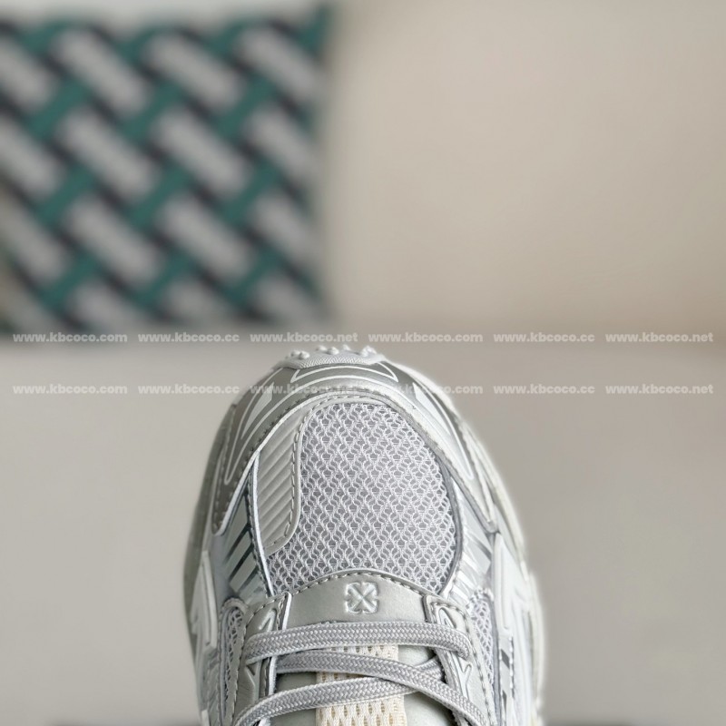 Off-White Ow Be Right Back Sneakers