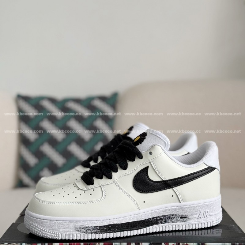 Peaceminusone x Nike Air Force 1 Para-noise Sneaker