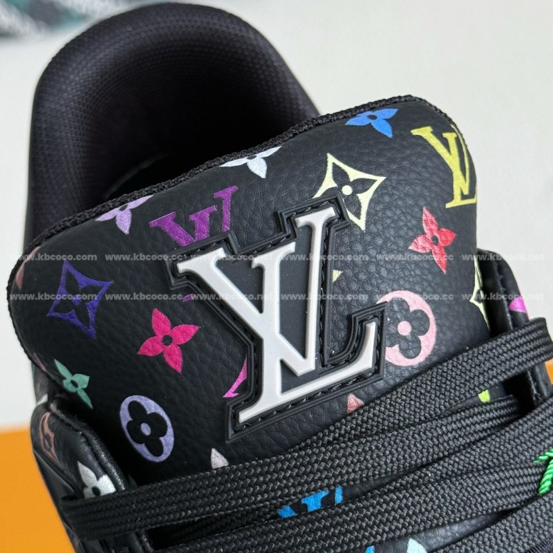 L0*is V*t0n SNEAKERS