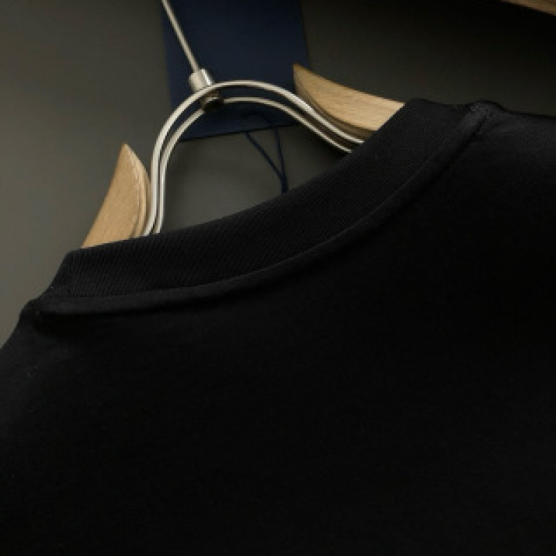 L0*is V*t0n SpringSummer Black Checkerboard Label Toothbrush Embroidery T-shirt