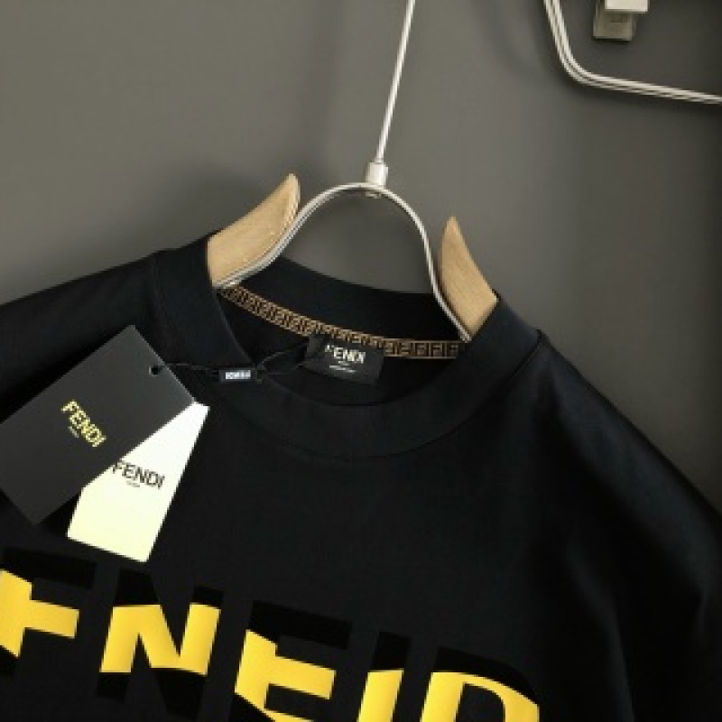 F**di Spring and Summer Black Letter Deconstruction Printed T-shirt