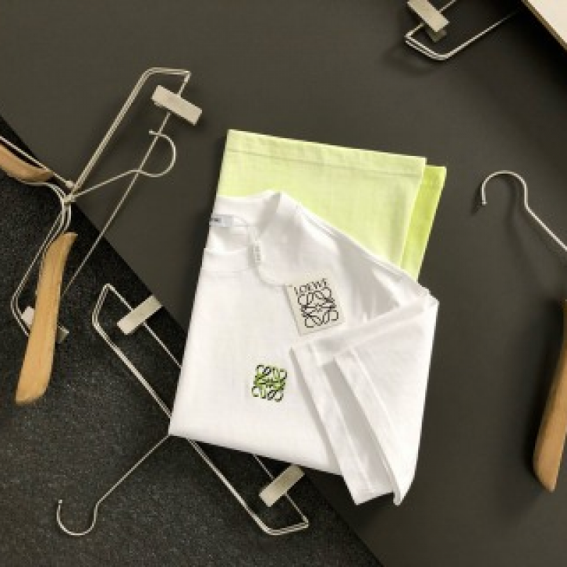 Givenchy SpringSummer White Gradient Printed Letter T-shirt