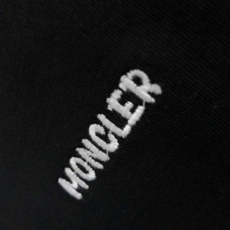 Moncler Spring and Summer Black Cartoon Embroidered T-shirt