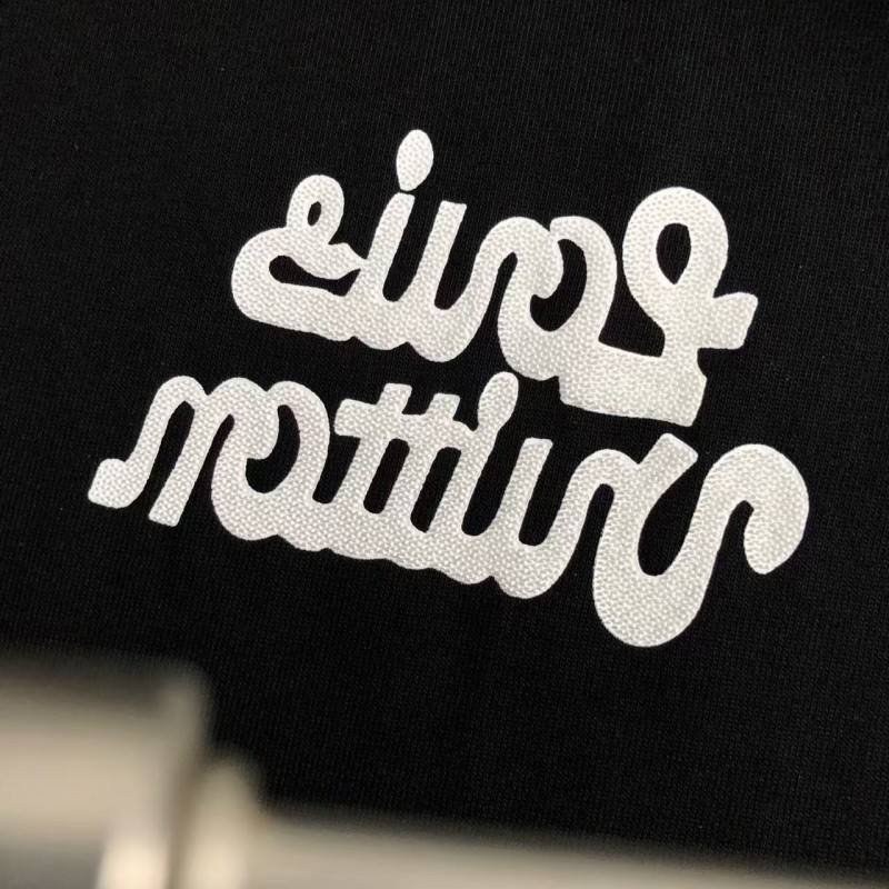 L0*is V*t0n SpringSummer Black Letters Front and Back Echo Letters Offset Printed T-shirt