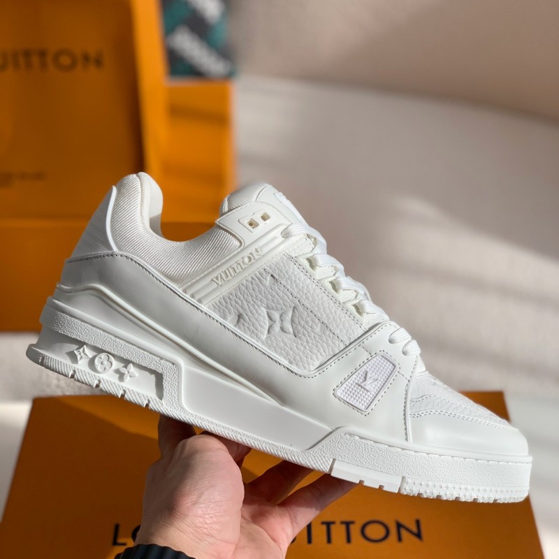 L0*is V*t0n TRAINER SNEAKERS