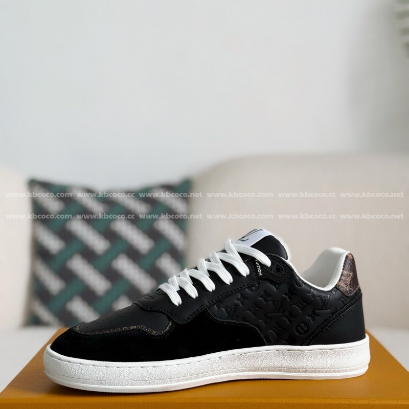 L0*is V*t0n Leather dark concave printed board shoes