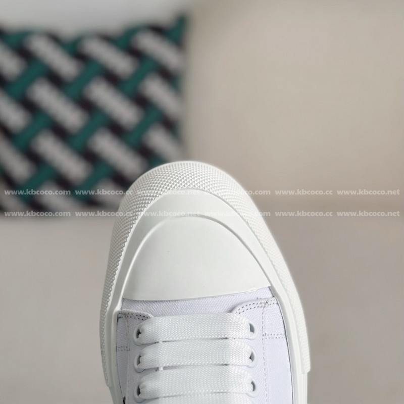 Ale*d*r M*Q*en Casual Sneakers