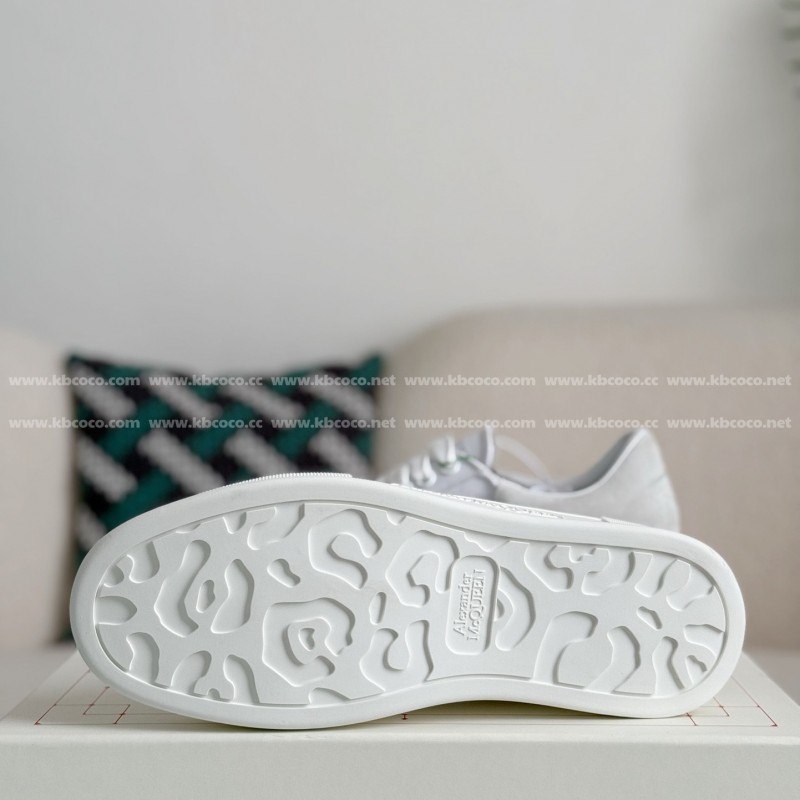 Ale*d*r M*Q*en Casual Sneakers