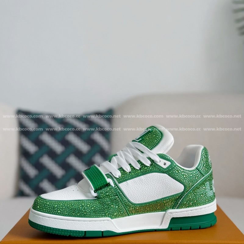 L0*is V*t0n Trainers Sneakers