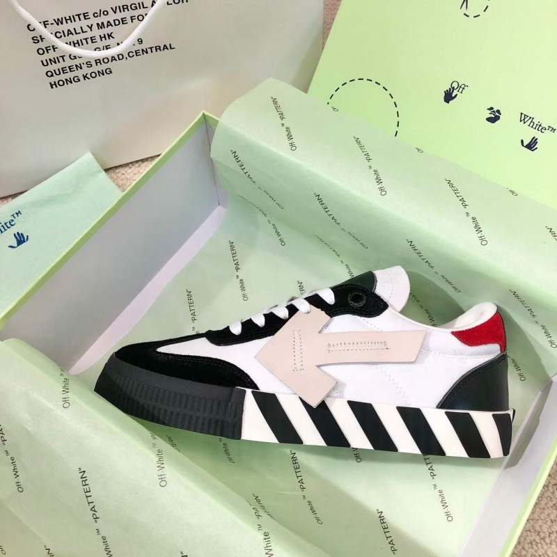 Off-White color-blocked arrows with geometric patterns, multi-color matching, sneakers