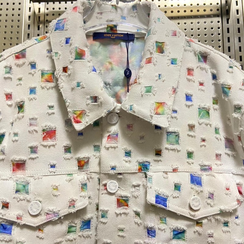 L0*is V*t0n Spring New Destroyed Denim Jacket