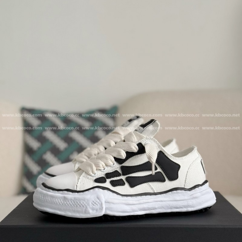 Ma*s*n mihara yasuhiro x  amiri skel- top low canvas shoes