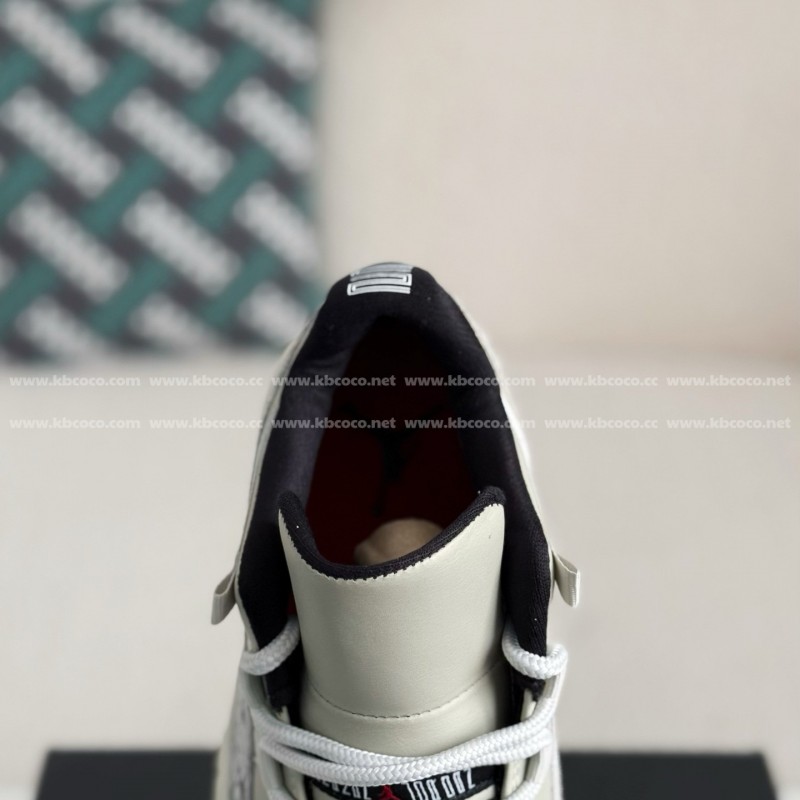 Jordan Air Jordan 11 Low Snakeskin