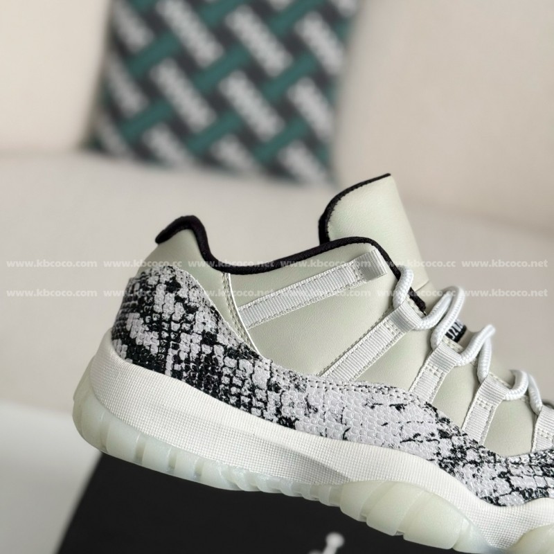 Jordan Air Jordan 11 Low Snakeskin