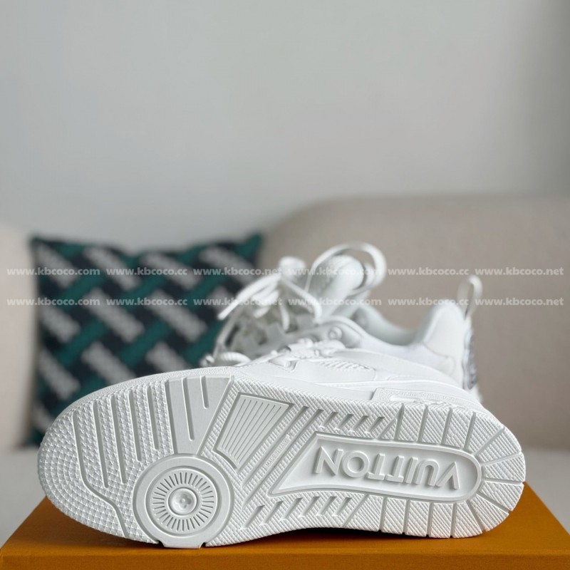 L0*is V*t0n RUNNER TATIC SNEAKERS