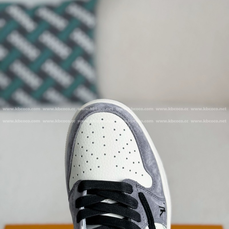 L0*is V*t0n x Jordan Air Jordan Casual Sneakers