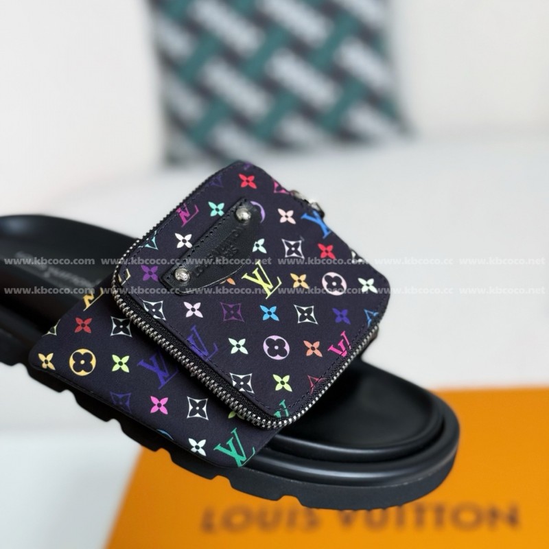 L0*is V*t0n x MURAKAMI Leather Flip Flops