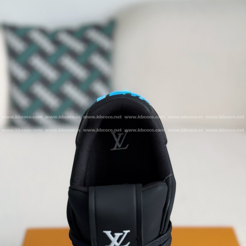 L0*is V*t0n LED TRAINER SNEAKERS