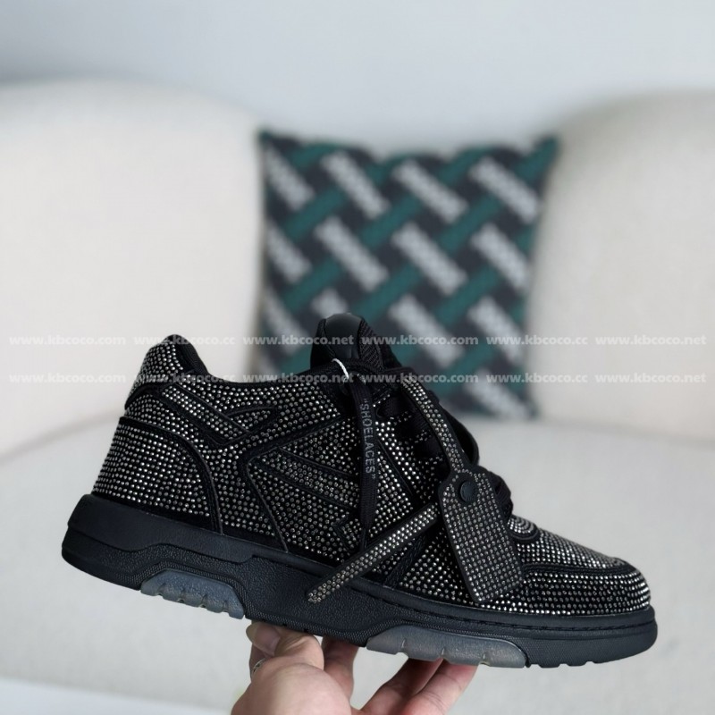 OFF-WHITE  LEATHER SNEAKERS