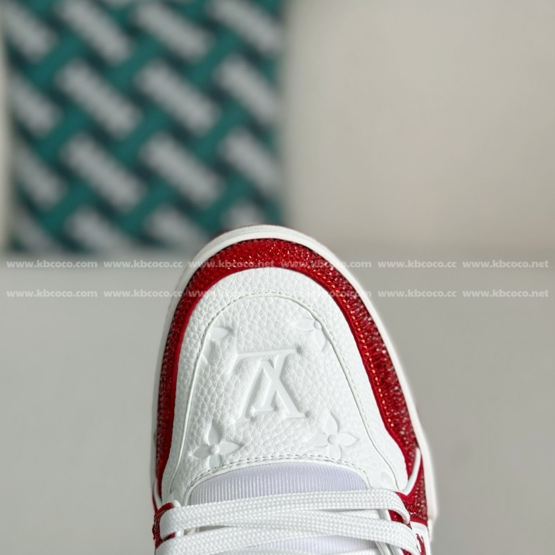 L0*is V*t0n Trainers Sneakers