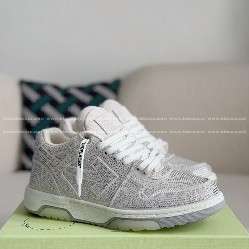 OFF-WHITE LEATHER SNEAKERS