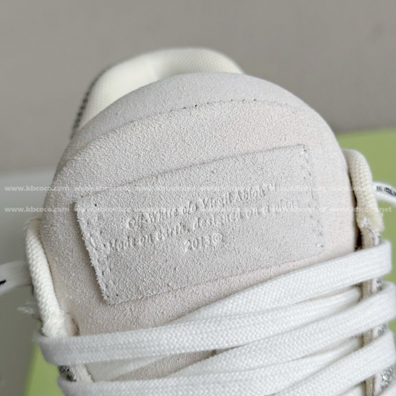 OFF-WHITE  LEATHER SNEAKERS