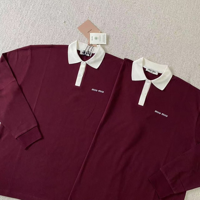 M*um*u red polo shirt