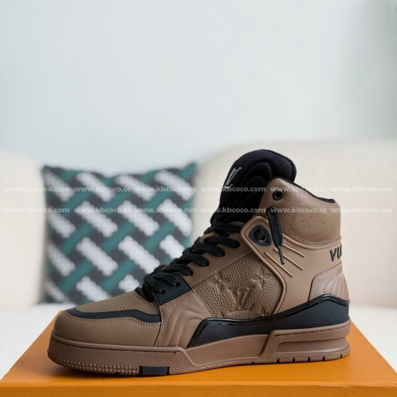 L0*is V*t0n Trainers High-Top Plimsolls