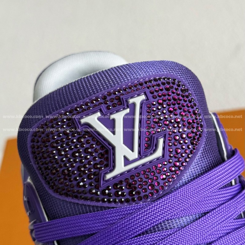 L0*is V*t0n Trainers Sneakers