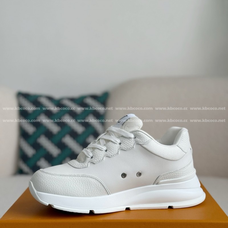 L0*is V*t0n 2025 Autumn And Winter Series Classic Leather Casual Shoes