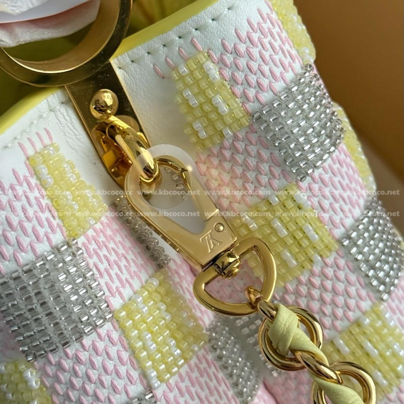 L0*is V*t0n Capucines BB Handbag M24809，size：21*14*8cm