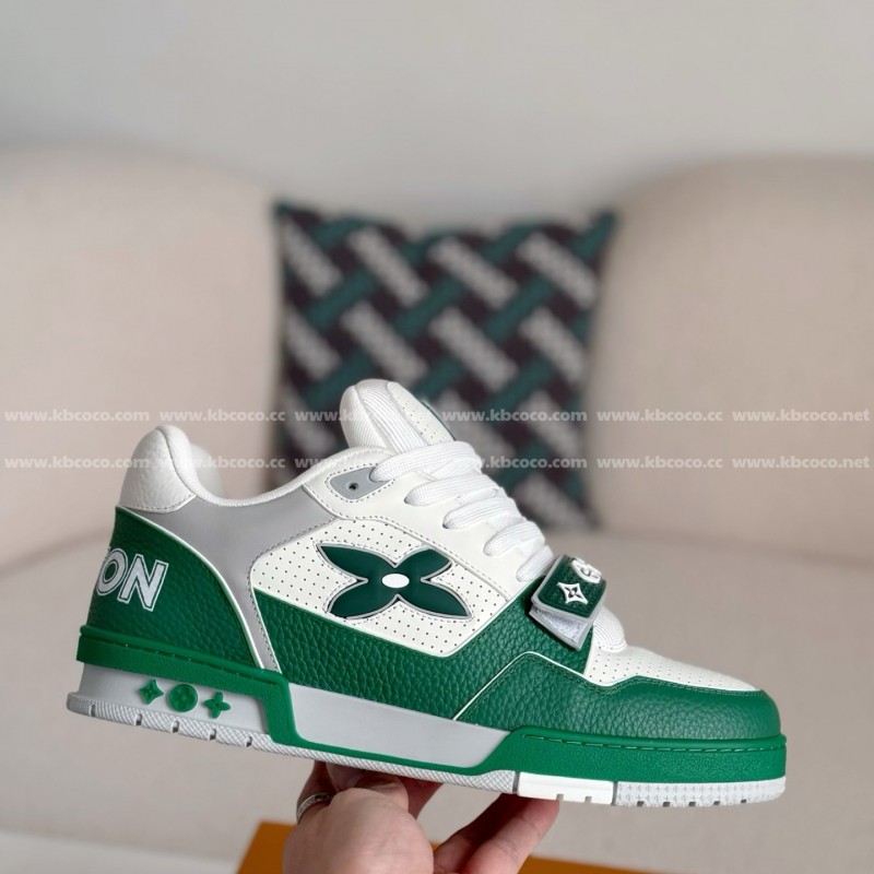 L0*is V*t0n TRAINER SNEAKERS