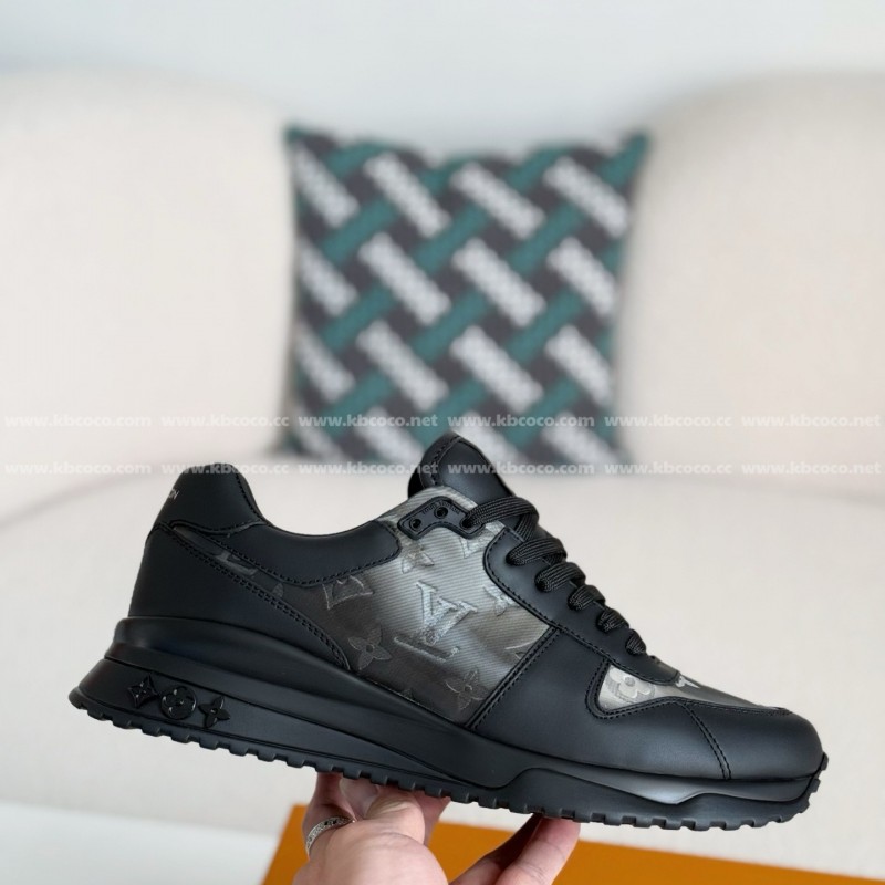 L0*is V*t0n RUN AWAY CASUAL SHOES