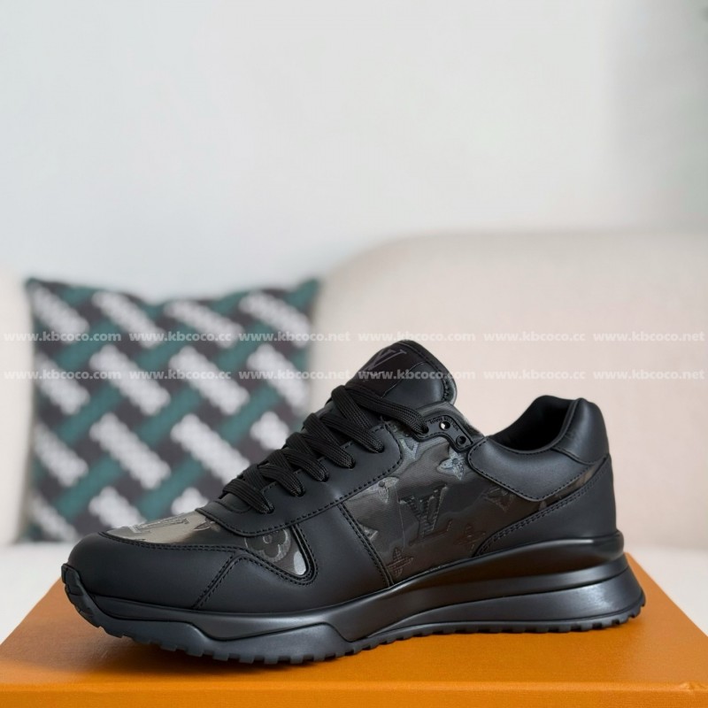 L0*is V*t0n RUN AWAY CASUAL SHOES