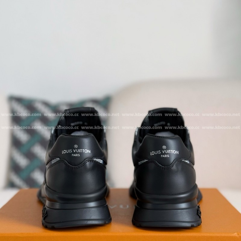 L0*is V*t0n RUN AWAY CASUAL SHOES