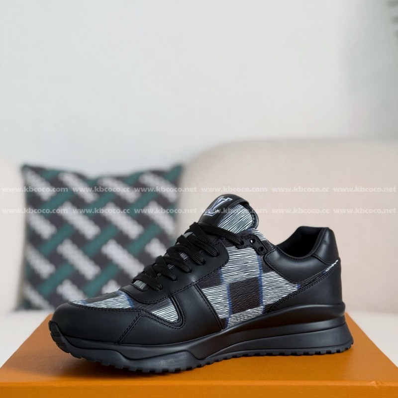 L0*is V*t0n RUN AWAY CASUAL SHOES