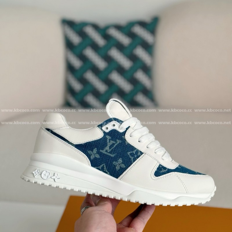 L0*is V*t0n RUN AWAY CASUAL SHOES