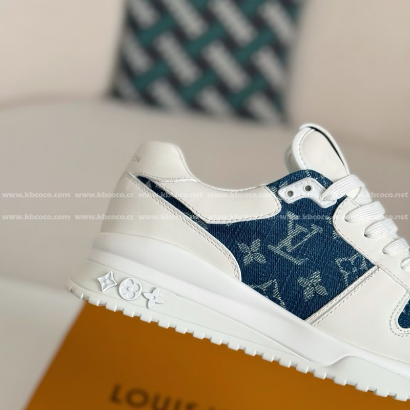 L0*is V*t0n RUN AWAY CASUAL SHOES