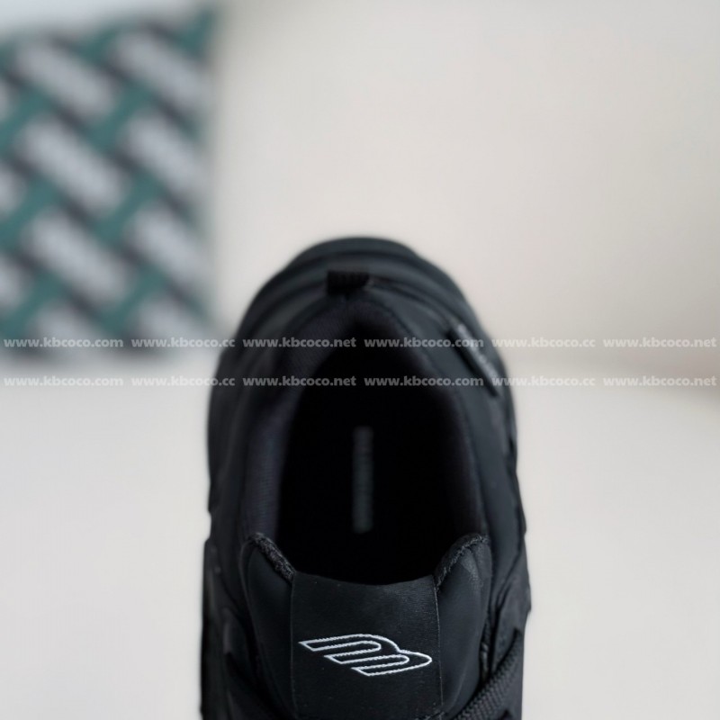 Ba*len*cia*ga Triple S Sporty Dad Shoes