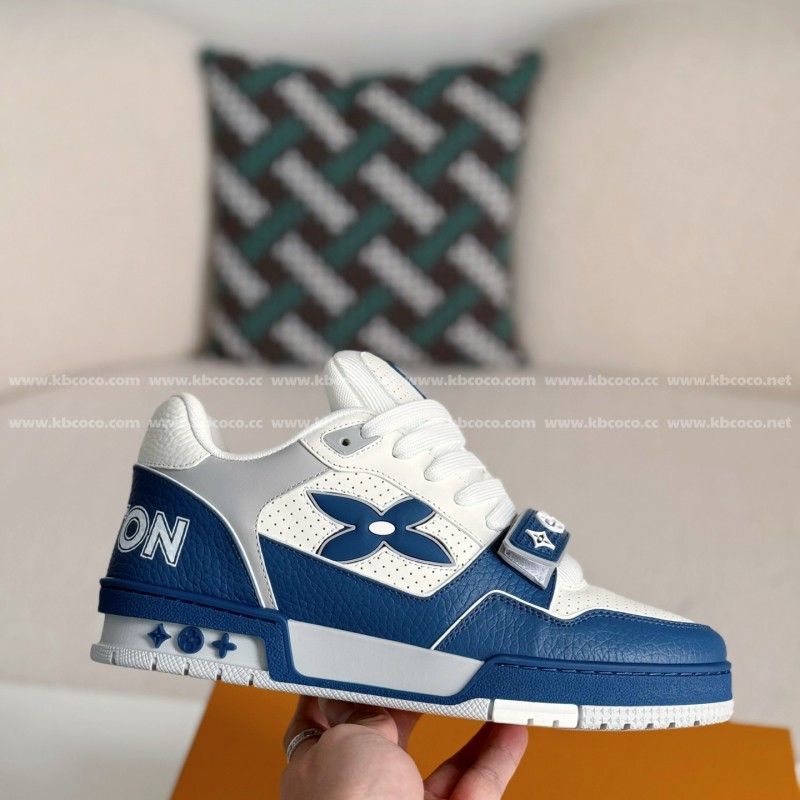 L0*is V*t0n TRAINER SNEAKERS